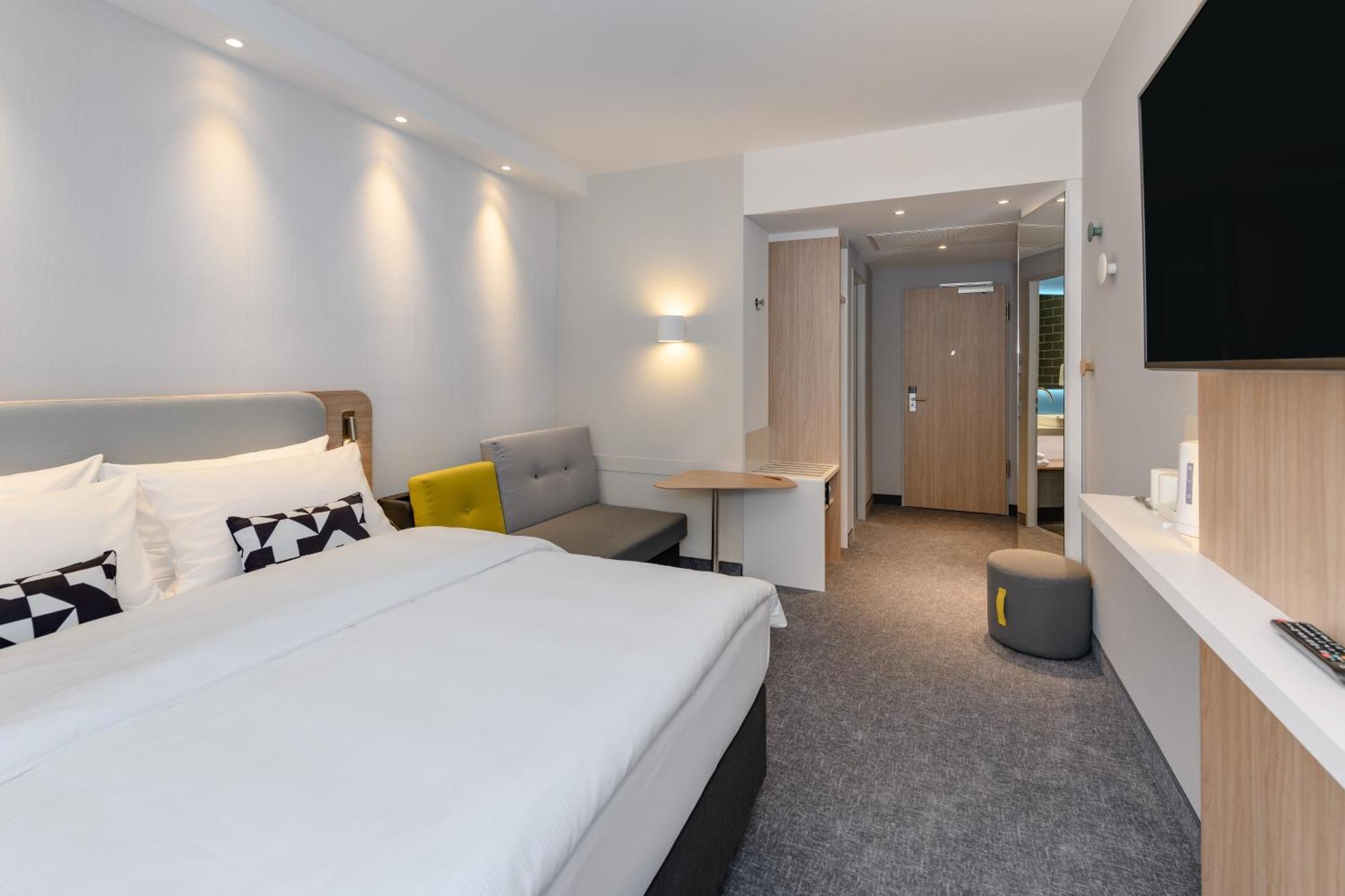 Holiday Inn Express Goettingen By Ihg Εξωτερικό φωτογραφία