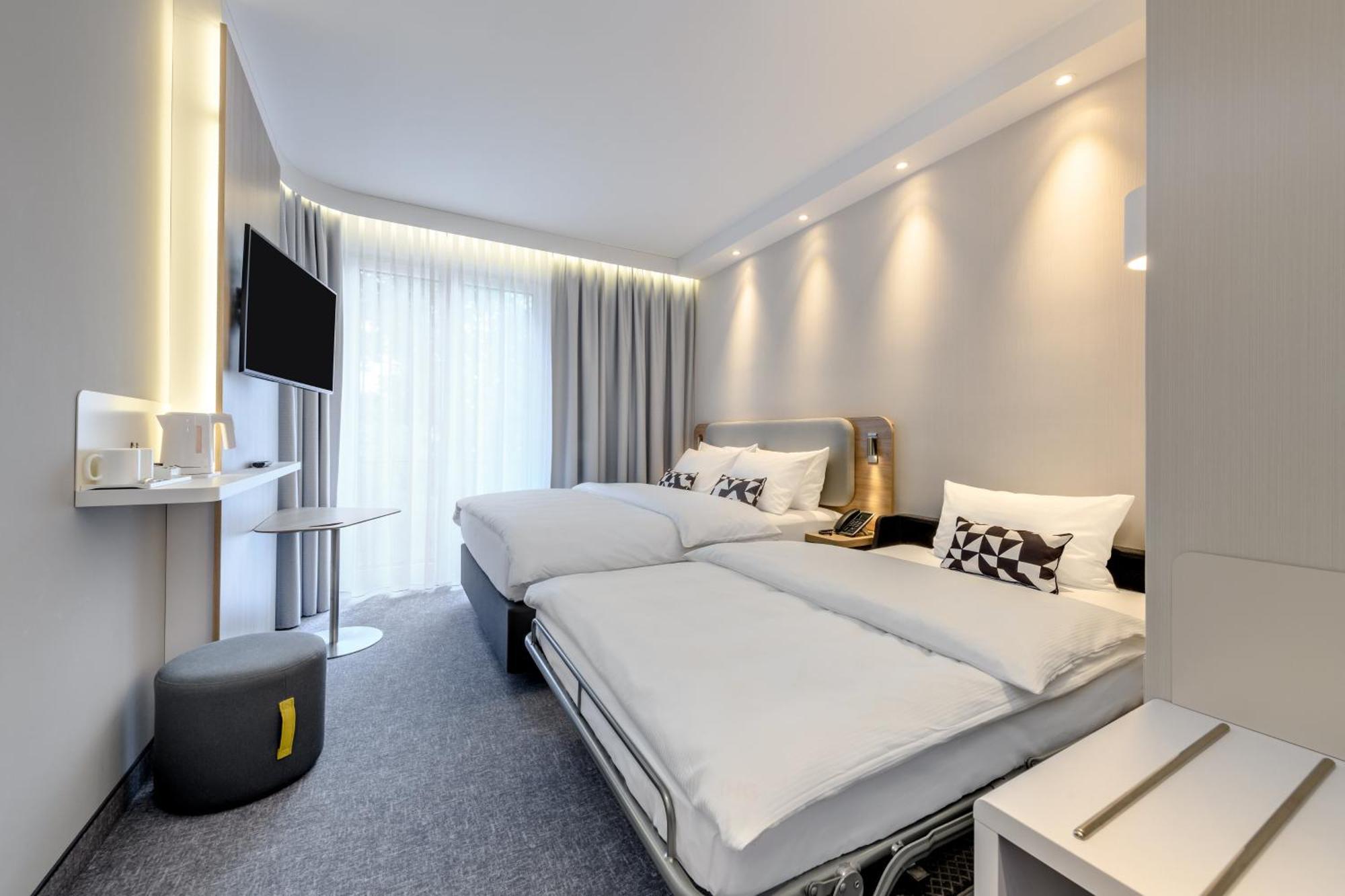 Holiday Inn Express Goettingen By Ihg Εξωτερικό φωτογραφία
