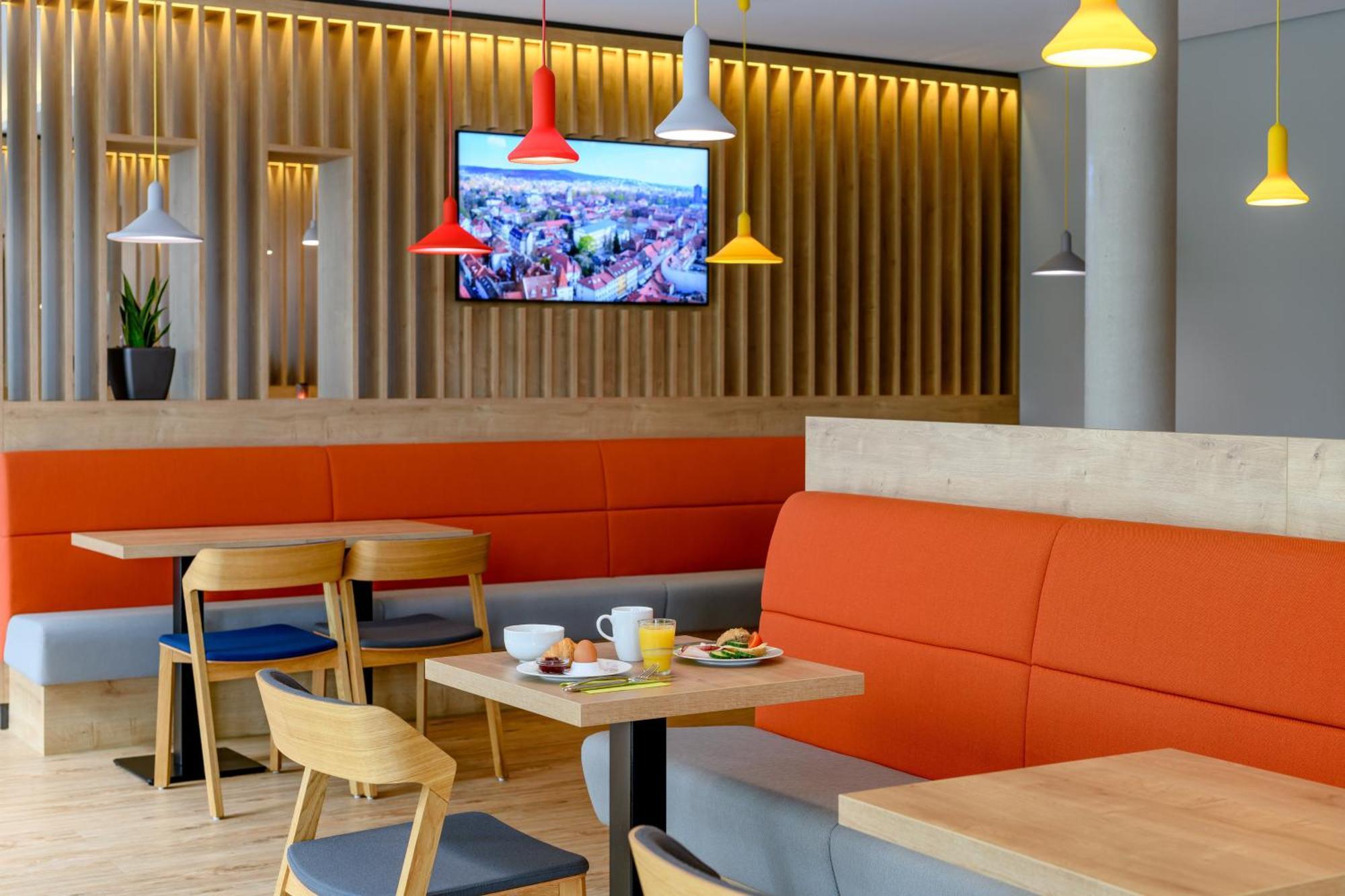 Holiday Inn Express Goettingen By Ihg Εξωτερικό φωτογραφία